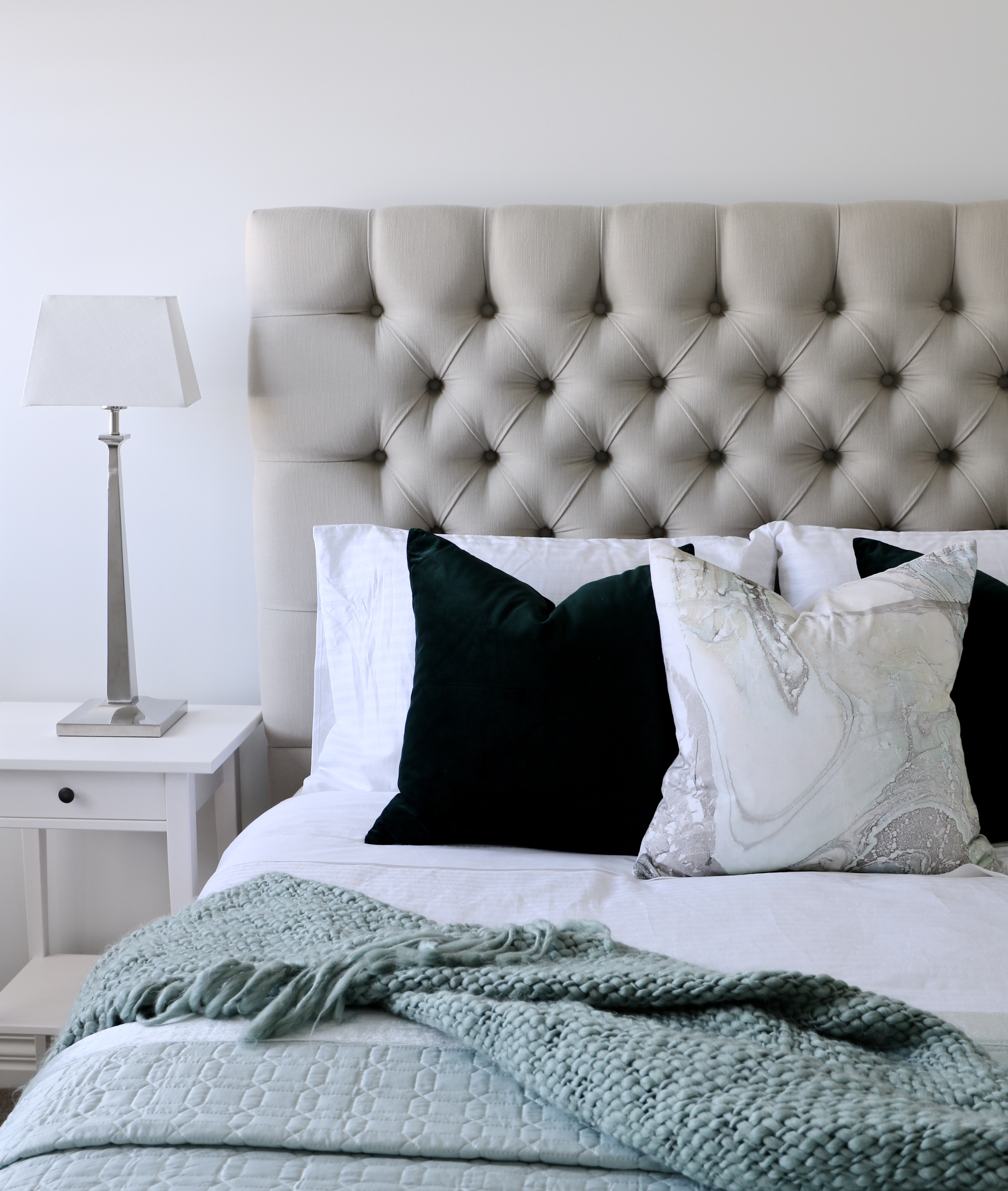 upholstered beds, upholstered bedheads,bedheads, headboards, buttoned