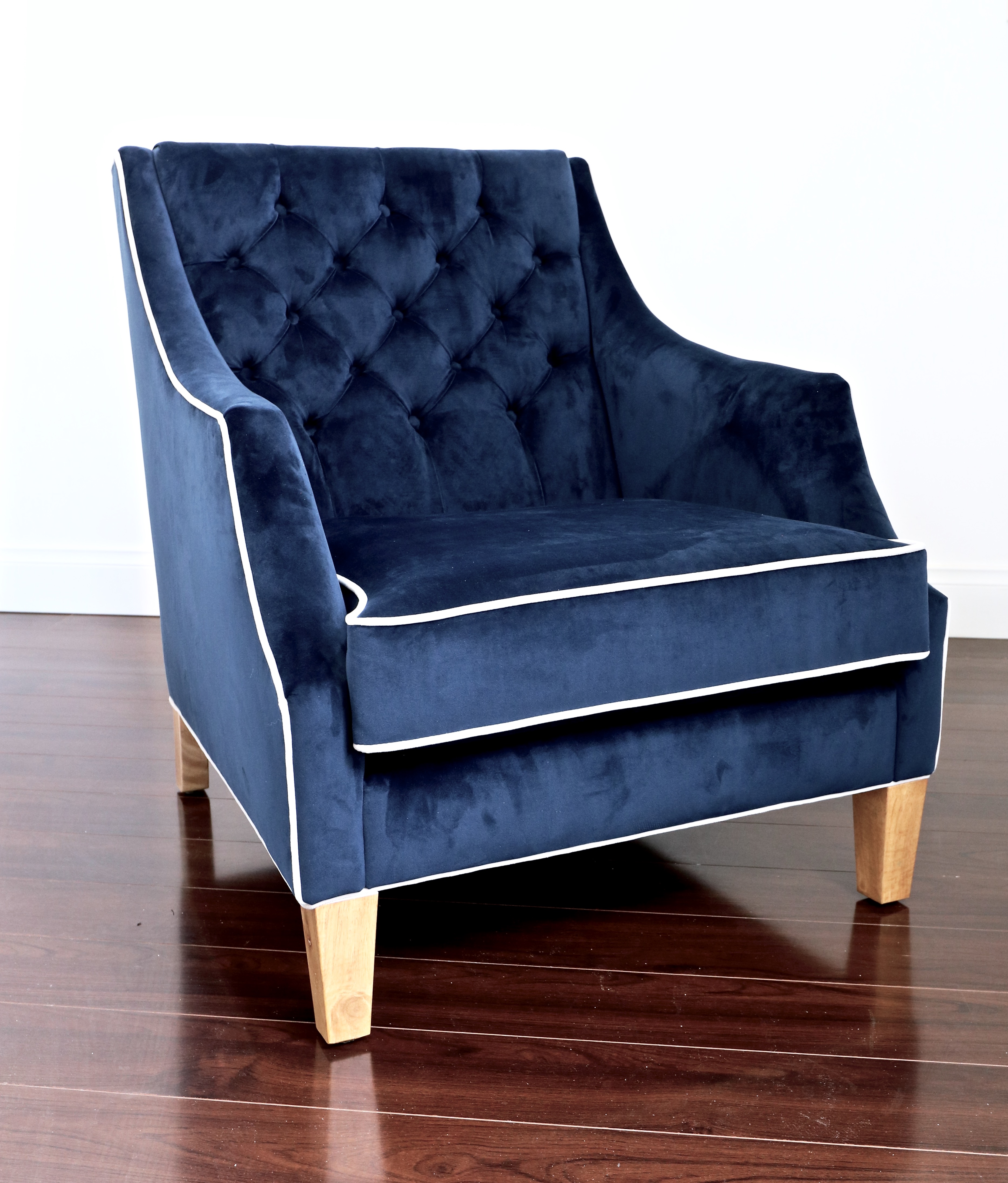 wing chair, arm chair, lounge chair, chesterfield, tufted, diamond